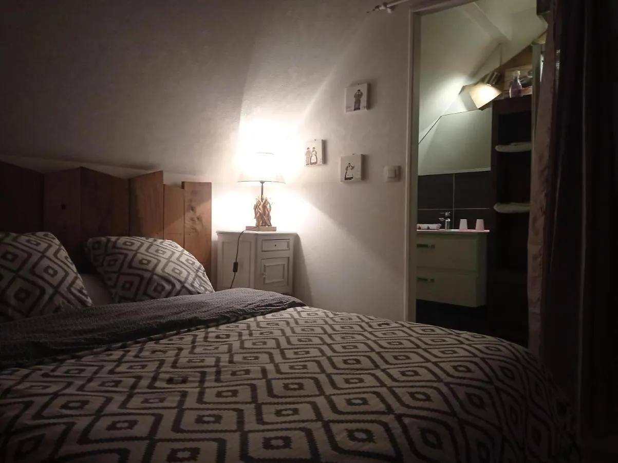 Apartman Appartement Dans Gite Vue Mer Et Campagne Sibiril Franciaország